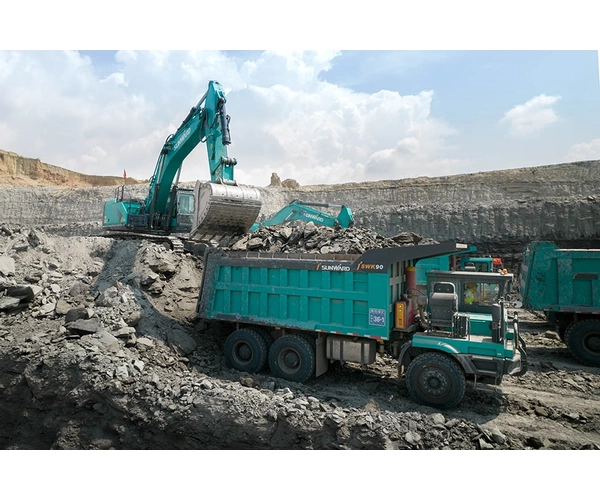 Изображение Карьерный экскаватор SUNWARD SWE600F