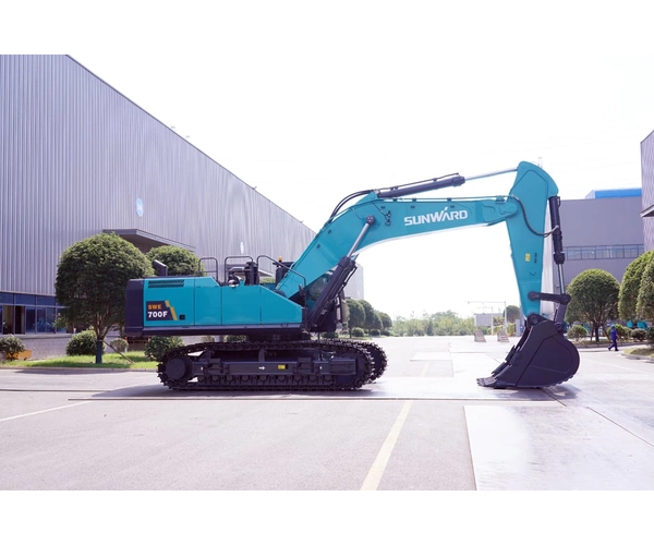 Изображение Карьерный экскаватор SUNWARD SWE700F